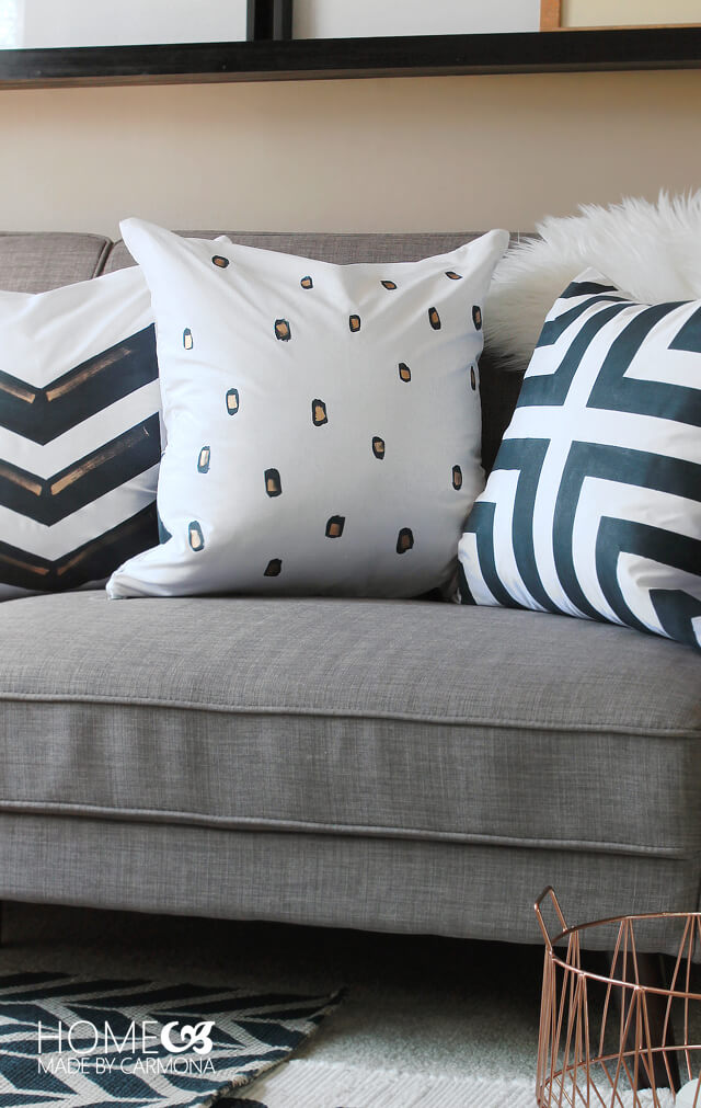 5 throw outlet pillows