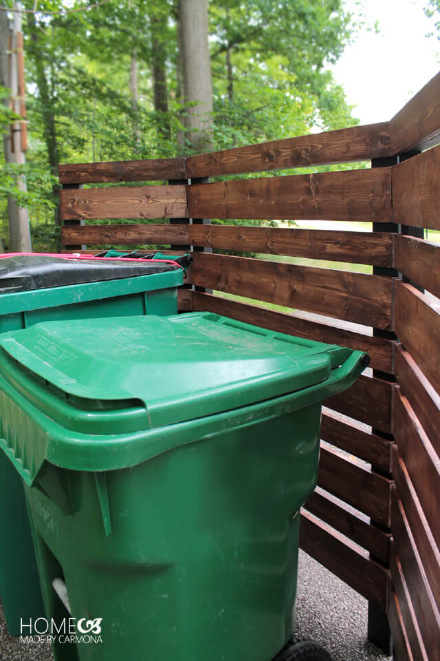 HOW TO BUILD A TRASH CAN SCREEN OUT OF FENCE BOARDS