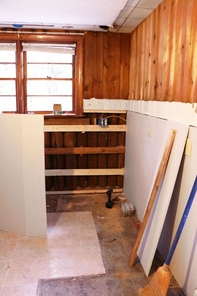 Cottage Kitchen Renovation - drywall