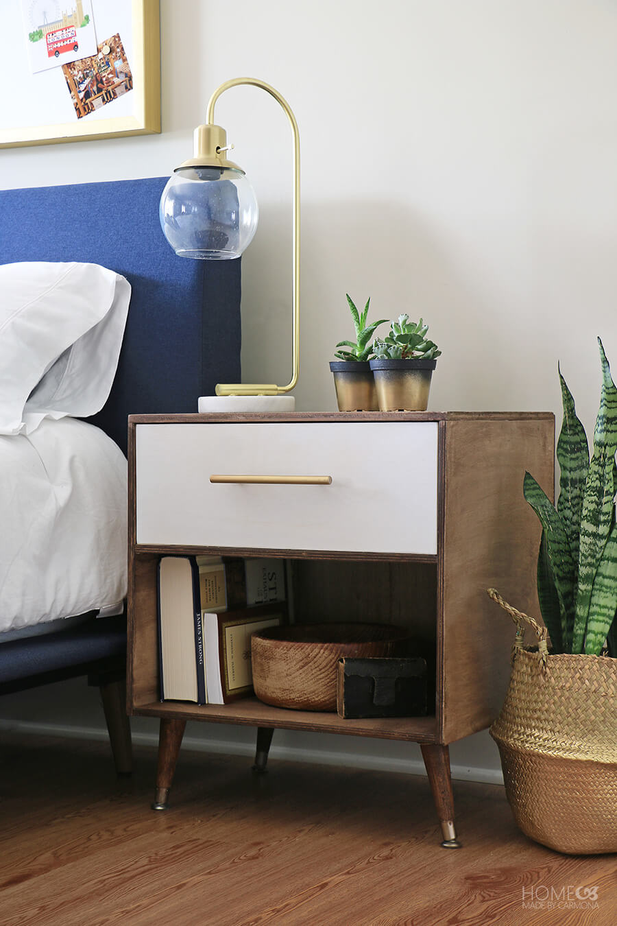 https://media.homemadebycarmona.com/2018/08/DIY-Side-Table-Mid-Century-Style.jpg