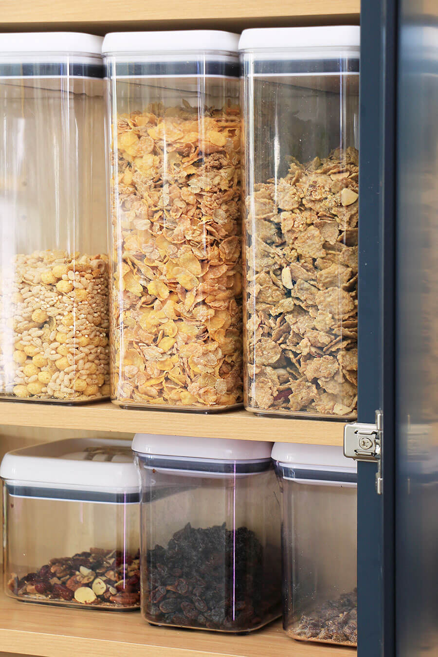 Cabinet Organization Tips - Food Storage 101 - Home Made by Carmona